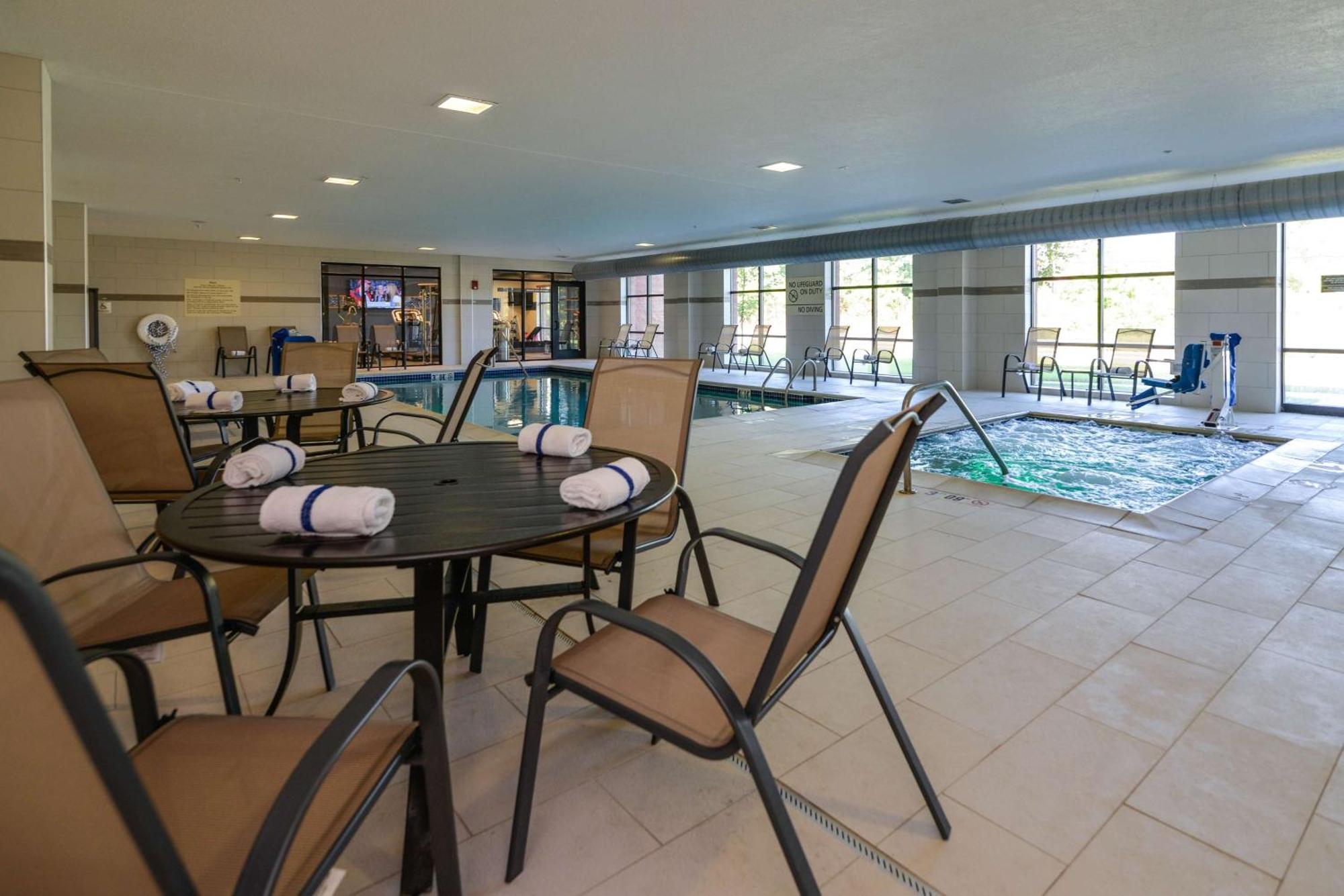 Hampton Inn Brighton Mi Exteriér fotografie